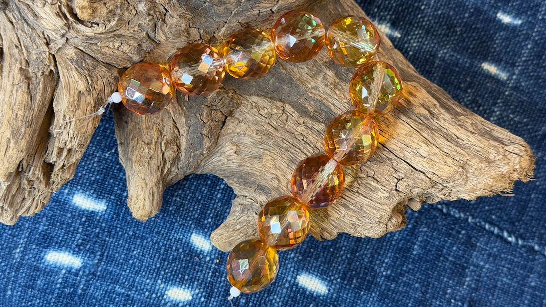 Vintage Czech Glass Bead Strand - Faceted Rounds - 19mm - 8"