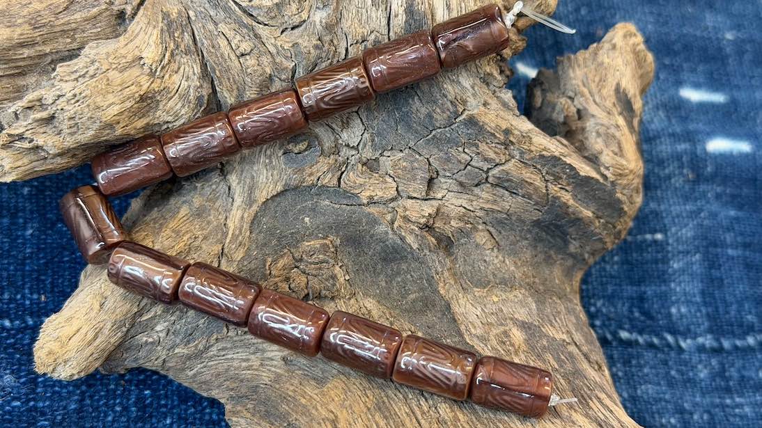 Vintage Czech Glass Bead Strand - Barrel - 10mm x 15mm - 8"