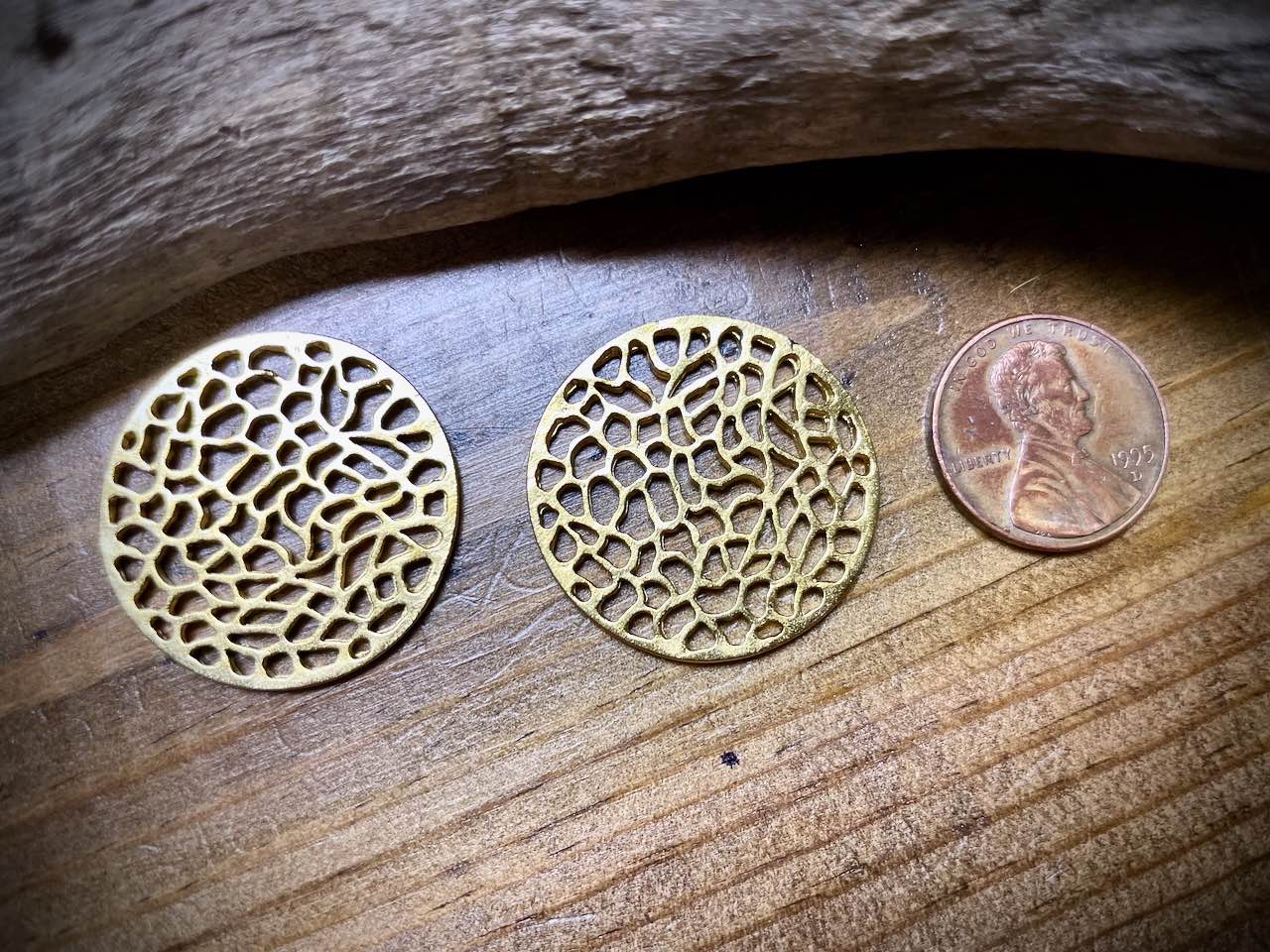 Filigree Connector - Satin Gold Plated