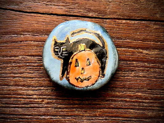 Diane Hawkey Cat and Pumpkin Bead