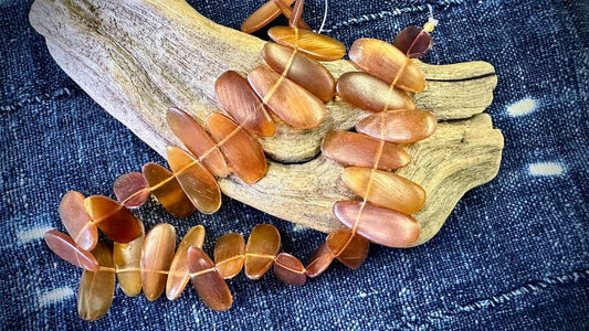 Horn Paddle Drop Bead Strand - 13mm x 34mm - 16”