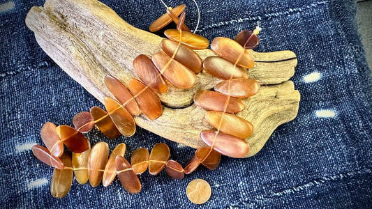 Horn Paddle Drop Bead Strand - 13mm x 34mm - 16”