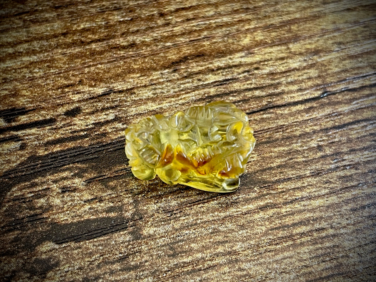 Hand-Carved Amber Bee #30