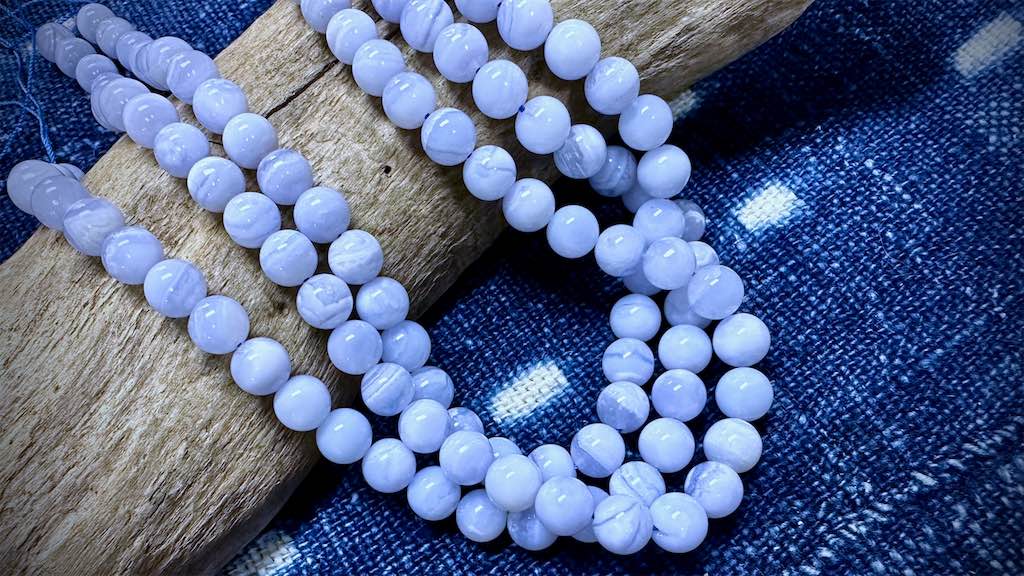 Blue Chalcedony Bead Strand - AAA Grade - Smooth Rounds - 8mm - 15"