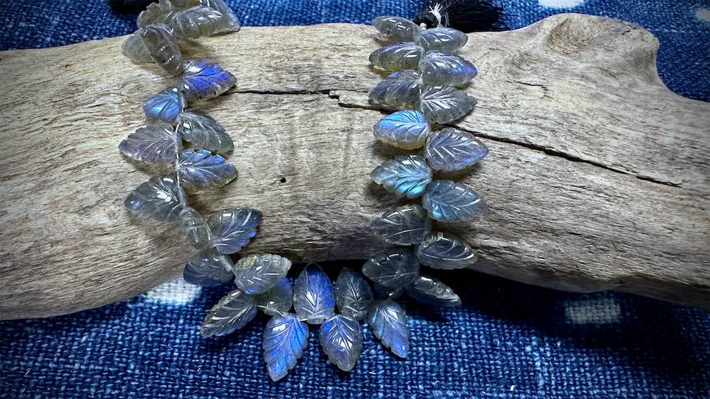 Labradorite Bead Strand - Hand-Carved Leaves - 15mm x 10mm - 7.5"