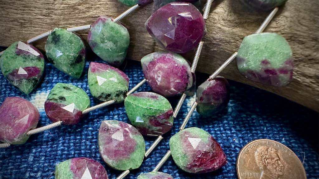 Ruby in Zoisite Bead Strand - Faceted Shield/Leaf - 16mm x 12mm - 5.5”
