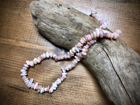 Peruvian Pink Opal Smooth Chips - 7mm - 15.5"