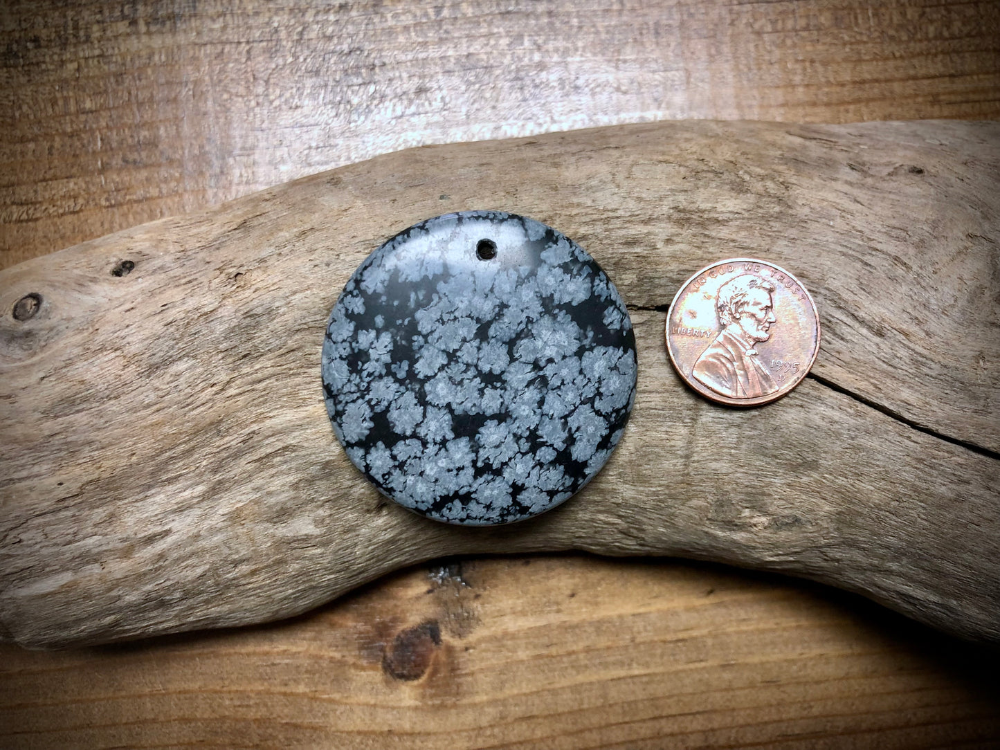 Black Lace Marble Stone Pendant - Round