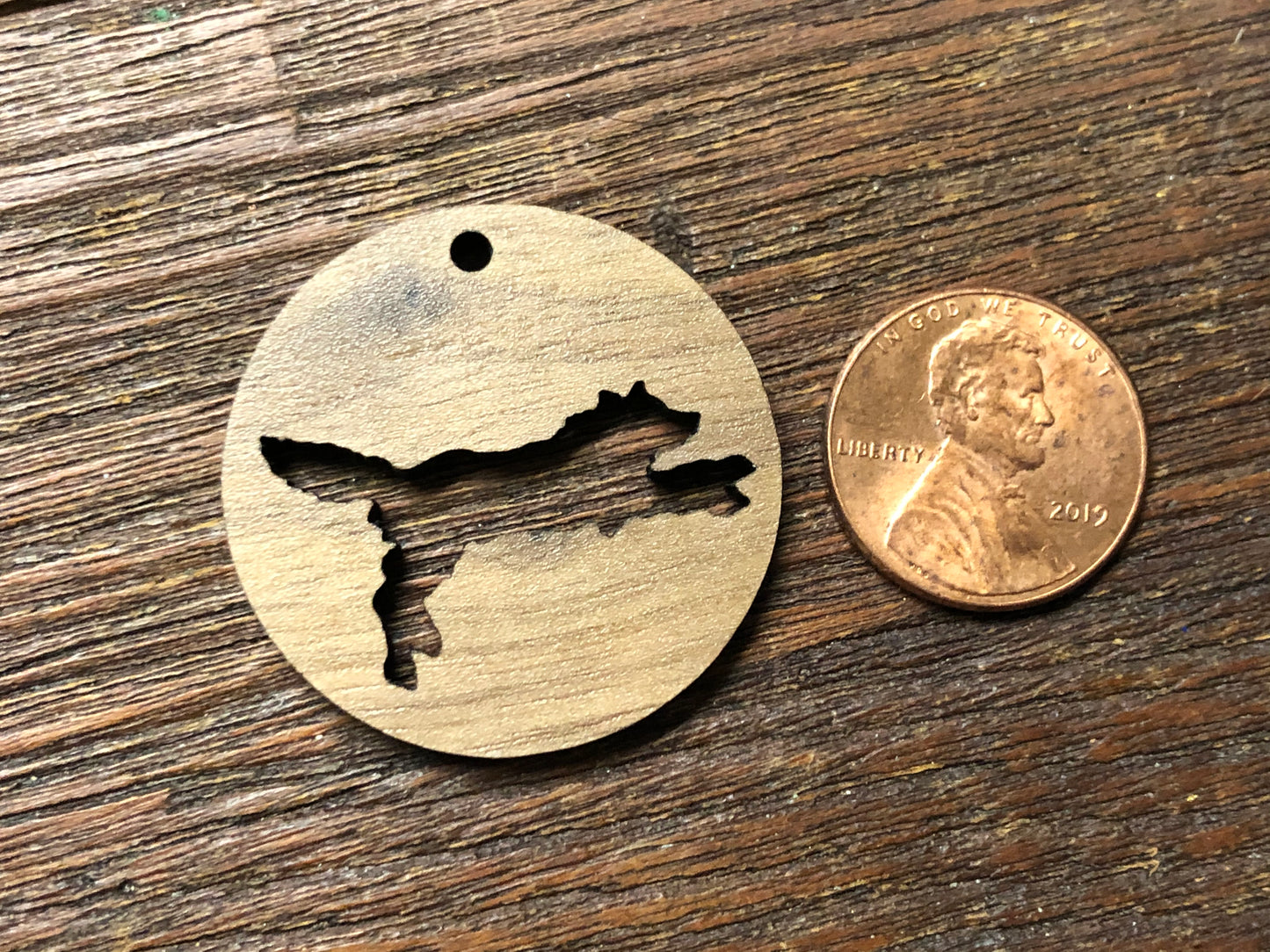 Wooden Pendant—Wolf Cut-Out - 3860