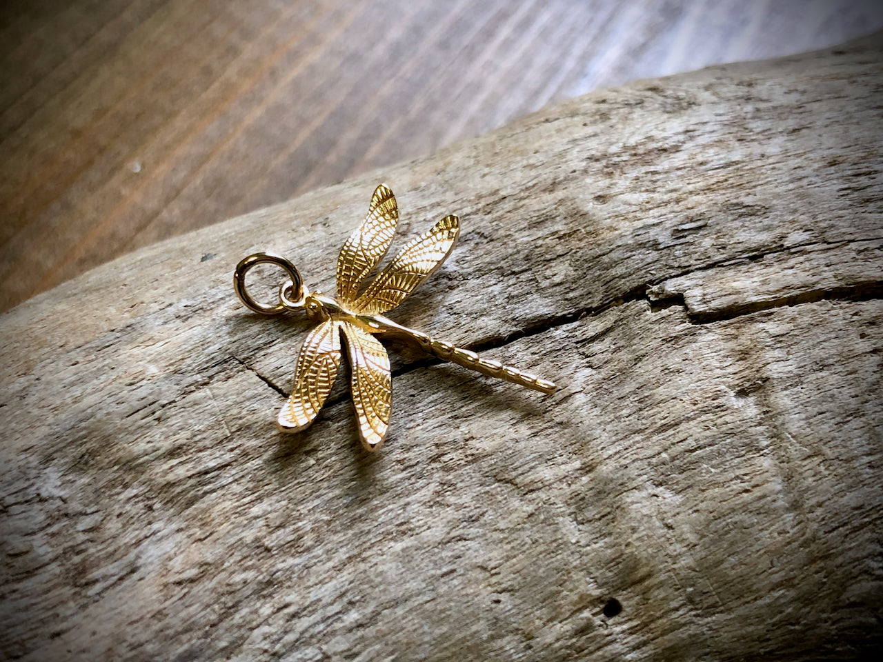 Bronze Realistic Dragonfly Pendant