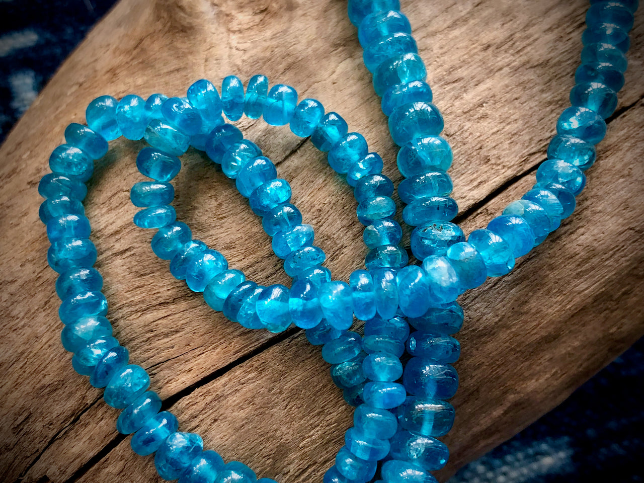 Graduated Apatite Smooth Rondelle Bead/Necklace Strand - 18"