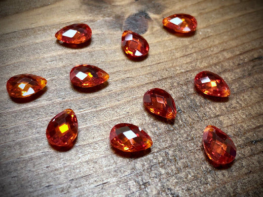 Cubic Zirconia Crystal Faceted Pear - Hyacinth