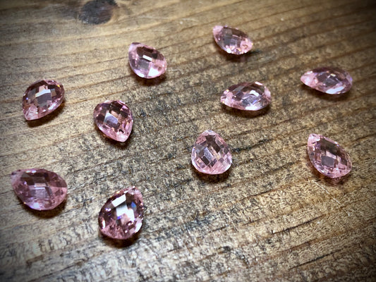 Cubic Zirconia Crystal Faceted Pear - Light Rose