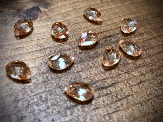 Cubic Zirconia Crystal Faceted Pear - Light Topaz