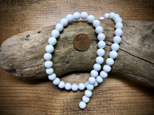 Dyed Jade Smooth Rounds - White - 8mm - 15.5"