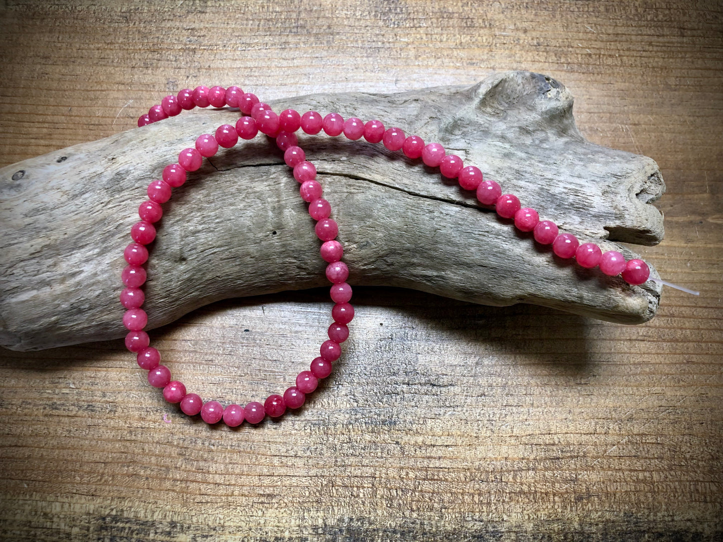 Dyed Jade Smooth Rounds - Rose Pink - 6mm - 15.5"