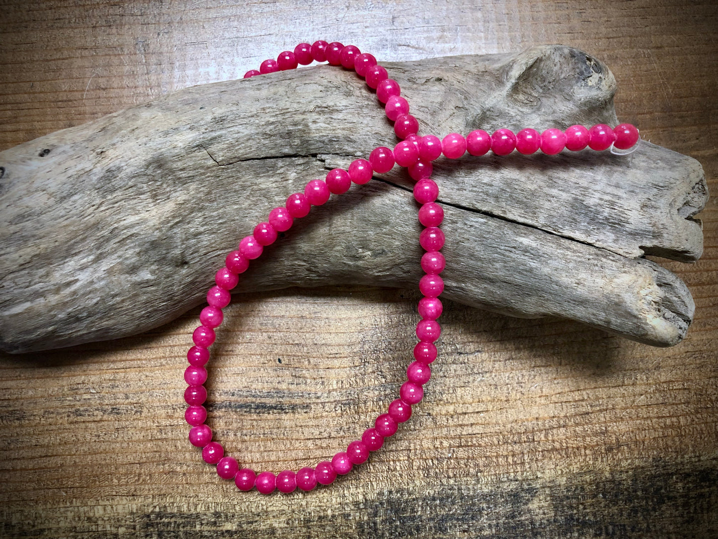 Dyed Jade Smooth Rounds - Hot Pink - 6mm - 15.5"