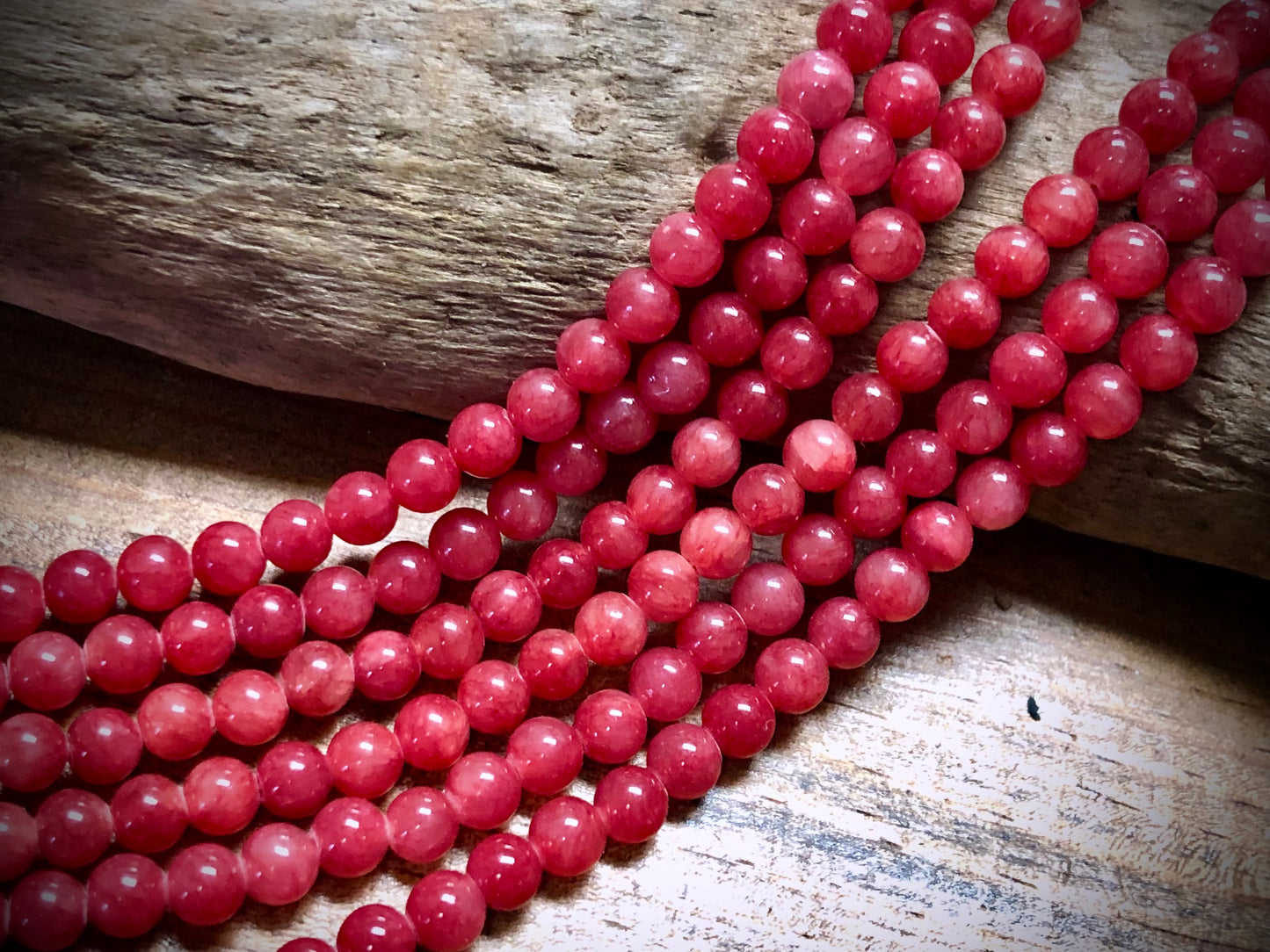 Dyed Jade Smooth Rounds - Rose Pink - 4mm - 15.5"